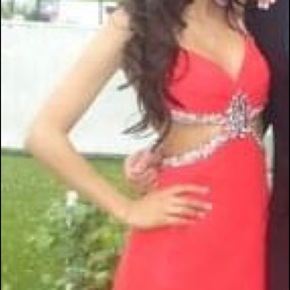 Prom dress - Picture 2 of 2